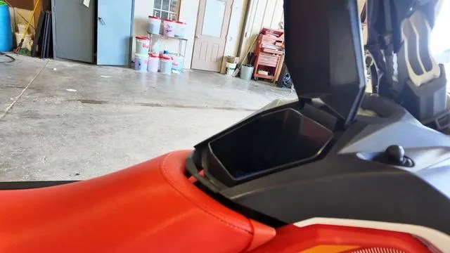 Slide: The Image of Sea-Doo SPARK TRIXX 3-UP ROTAX 900 H.O. ACE IBR 2019 - 8