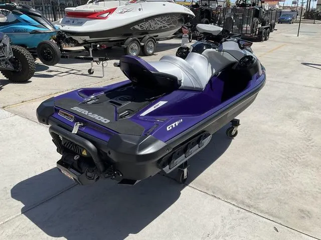 Slide: The Image of Sea-Doo GTI 2025 - 3