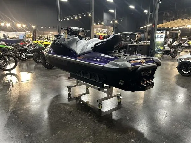 Slide: The Image of Sea-Doo GTI SE 170 2025 - 5