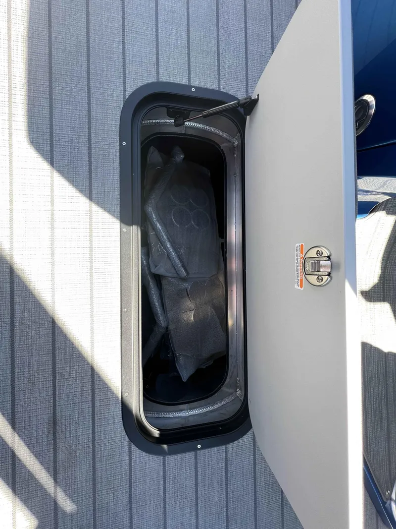 Slide: The Image of Manitou 23 LX SRS 2022 - 18