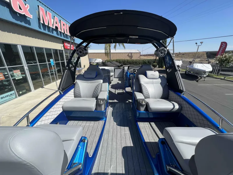 Slide: The Image of Manitou 23 LX SRS 2022 - 4