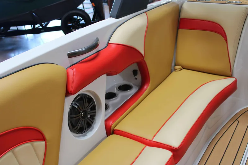 Slide: The Image of Sanger 231 SL 2025 - 16