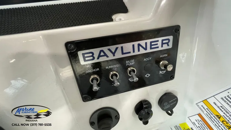 Slide: The Image of Bayliner Element M19 2024 - 12