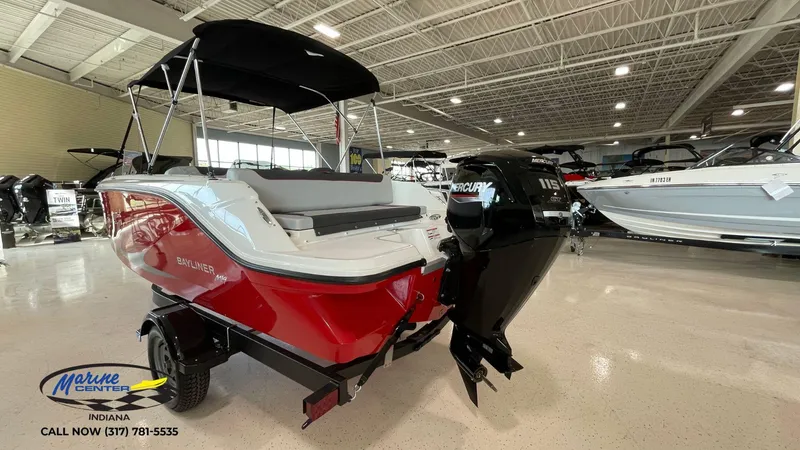 Slide: The Image of Bayliner Element M19 2024 - 4