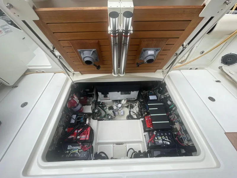 Slide: The Image of Boston Whaler 420 Outrage 2016 - 113