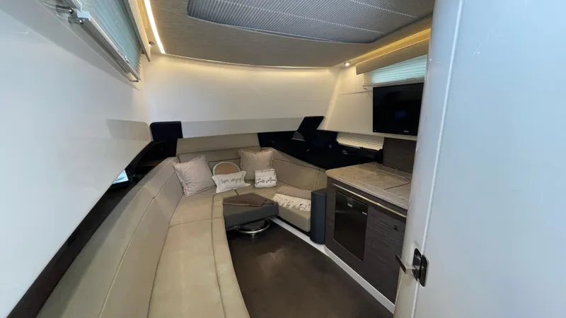 Slide: The Image of Boston Whaler 420 Outrage 2016 - 122