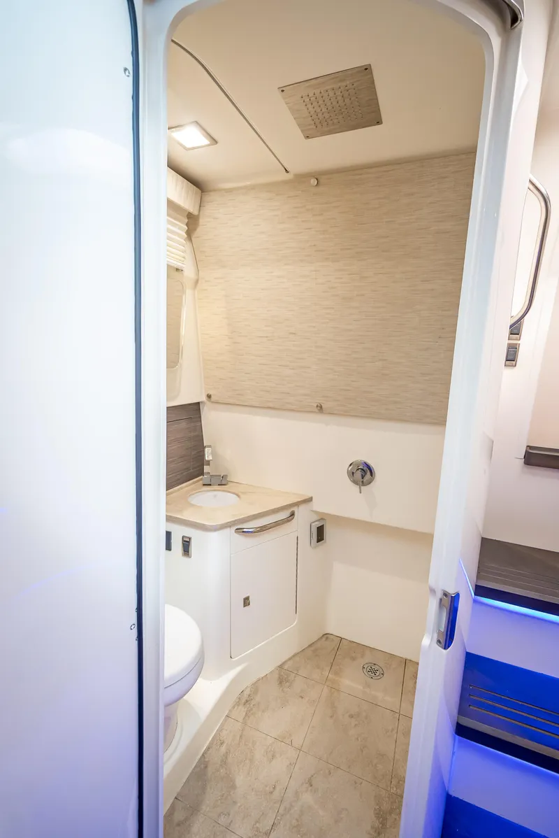 Slide: The Image of Boston Whaler 420 Outrage 2016 - 58