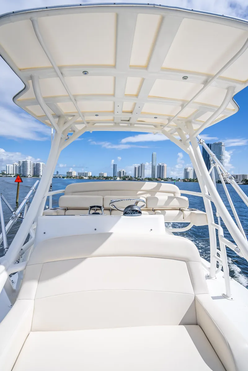 Slide: The Image of Boston Whaler 420 Outrage 2016 - 77