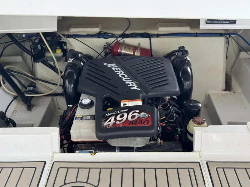 Slide: The Image of Engine compartment of 2006 Four Winns 290 Horizon with MerCruiser 496 MAG engine. - 25