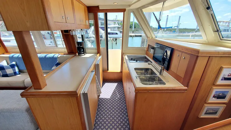 Slide: The Image of Galley Port - 14