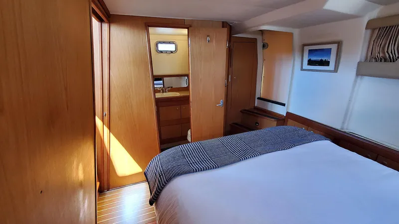Slide: The Image of Master Stateroom Starboard - 22