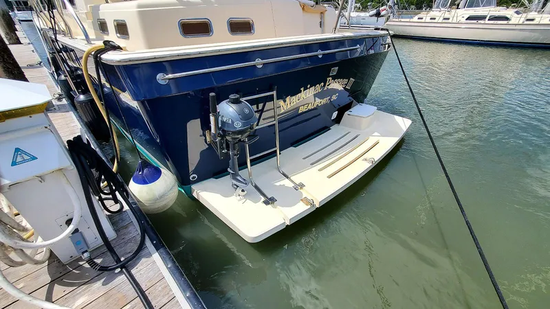 Slide: The Image of Mainship 430 Aft Cabin 3SR 2006 - 57