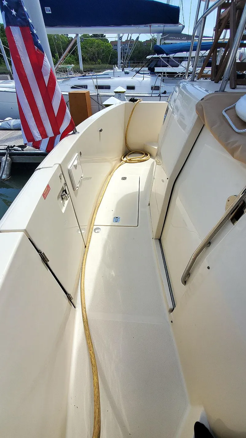 Slide: The Image of Mainship 430 Aft Cabin 3SR 2006 - 59