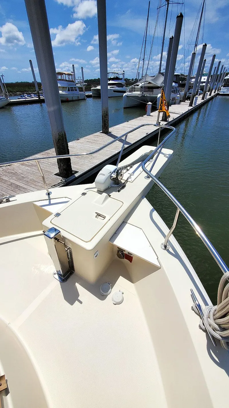 Slide: The Image of Mainship 430 Aft Cabin 3SR 2006 - 66