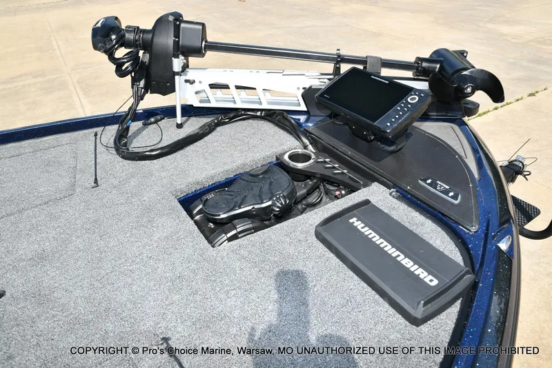 Slide: The Image of Nitro Z20 2021 boat deck with Humminbird electronics and trolling motor. - 3