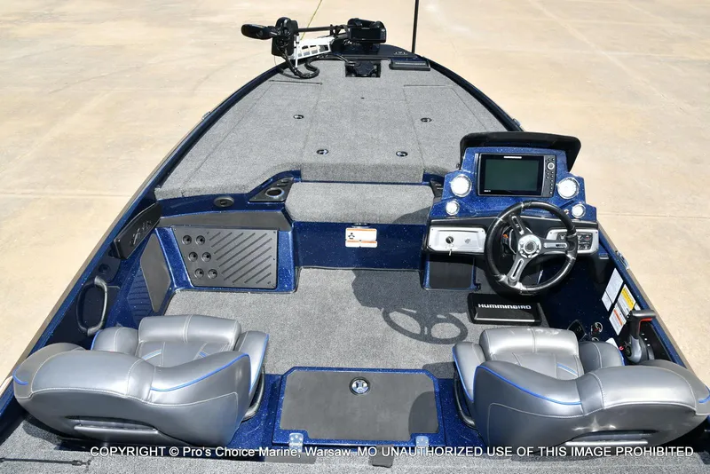 Slide: The Image of 2021 Nitro Z20 boat interior with steering console and seating. - 41