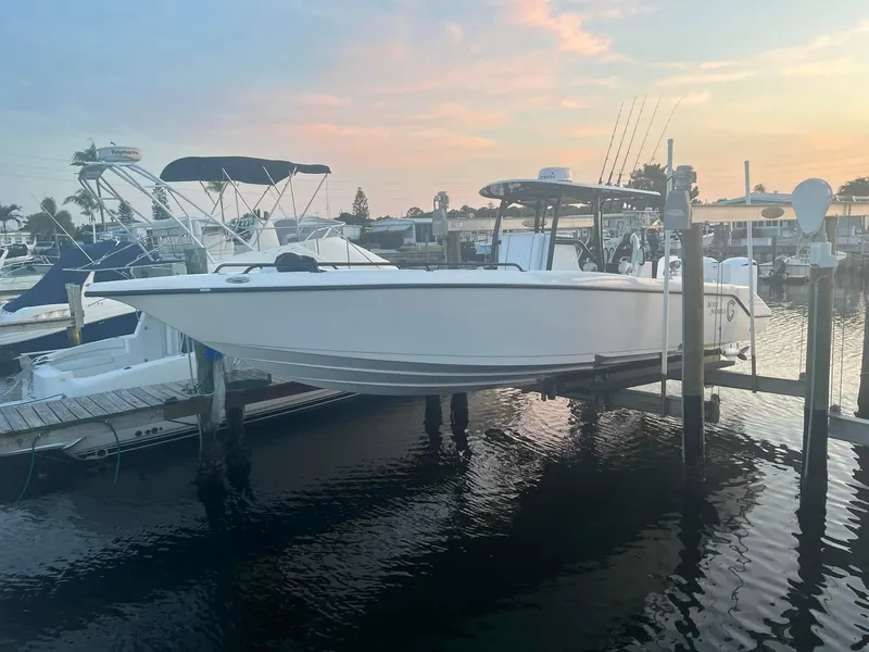 Slide: The Image of CG Boat Works 35 M-Series 2022 - 101