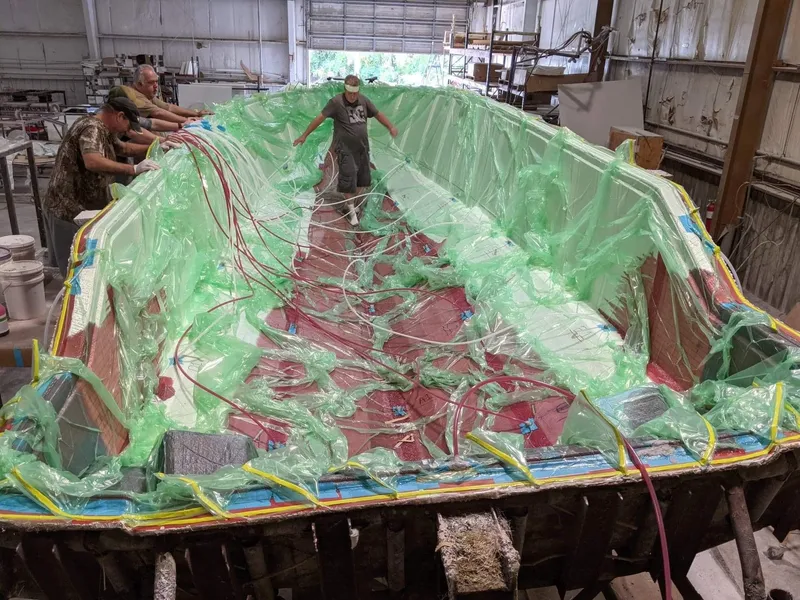 Slide: The Image of CG Boat Works 35 M-Series 2022 - 169