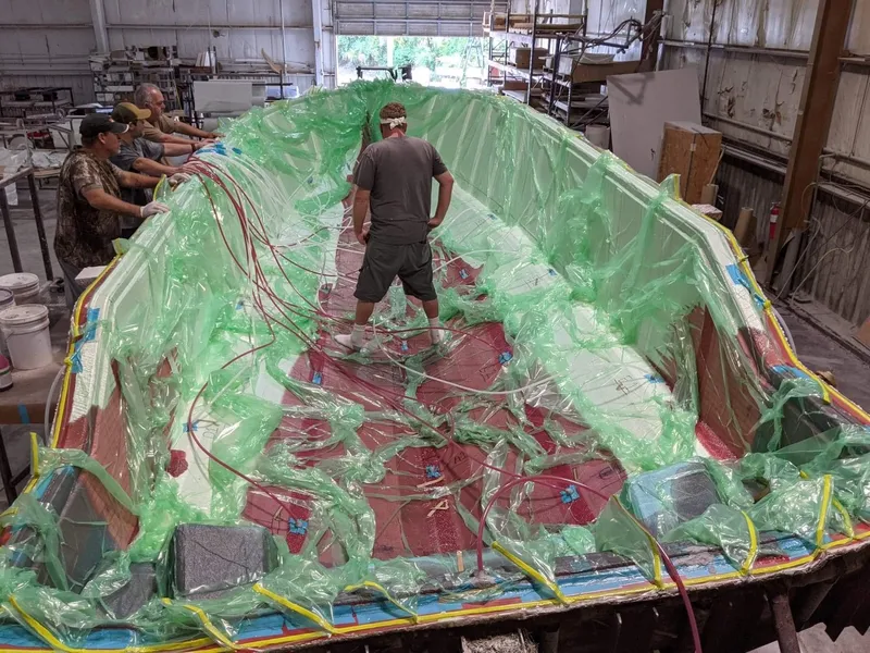 Slide: The Image of CG Boat Works 35 M-Series 2022 - 170