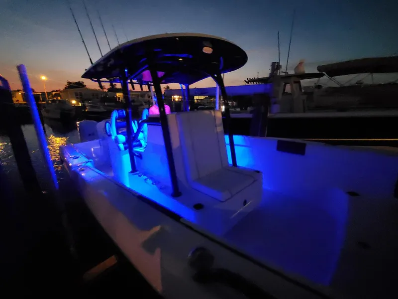 Slide: The Image of CG Boat Works 35 M-Series 2022 - 224