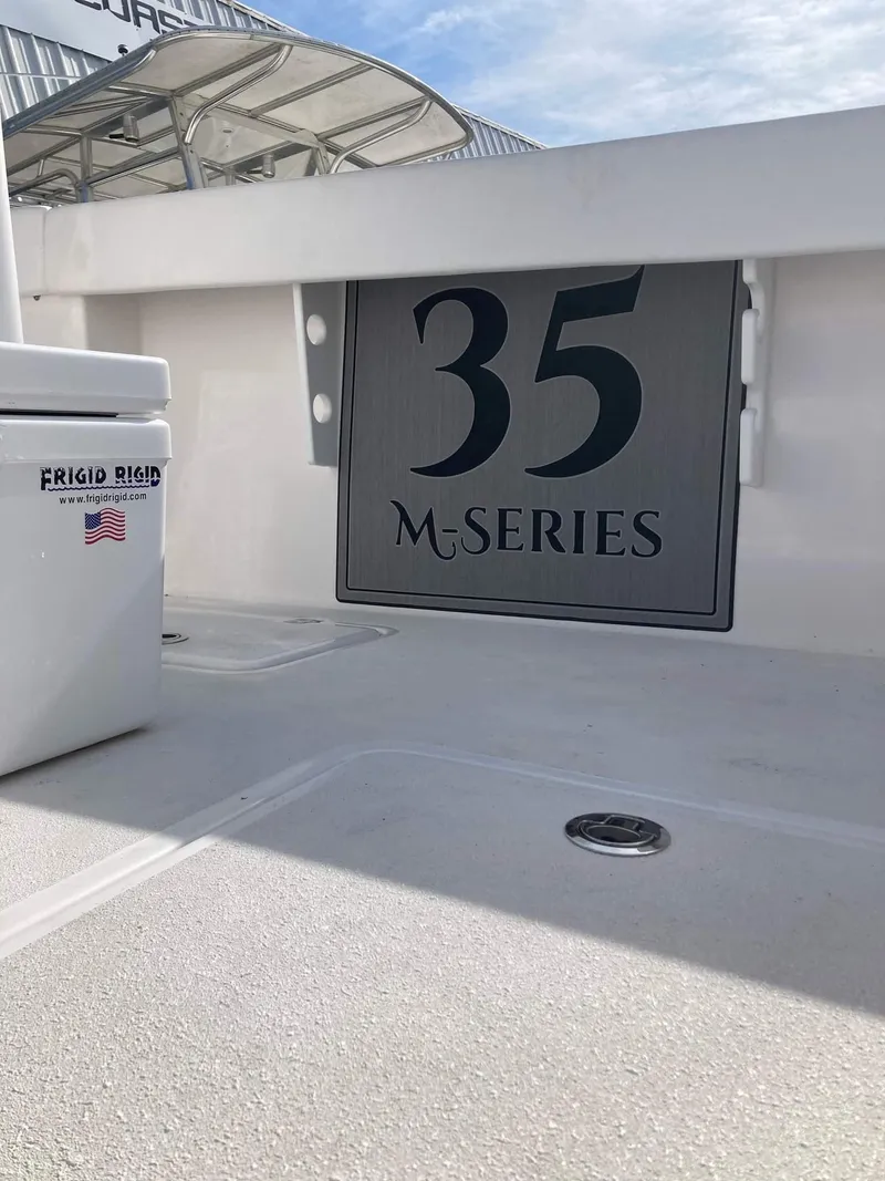 Slide: The Image of CG Boat Works 35 M-Series 2022 - 283