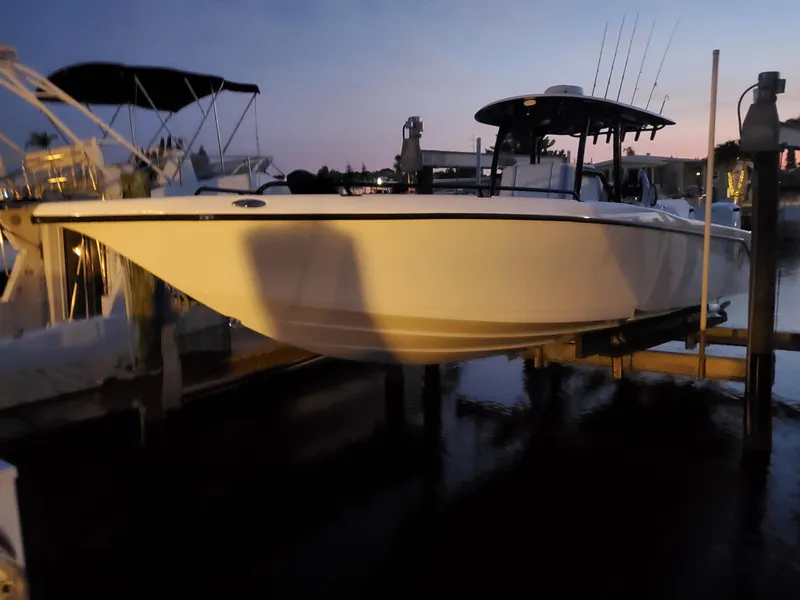 Slide: The Image of CG Boat Works 35 M-Series 2022 - 292