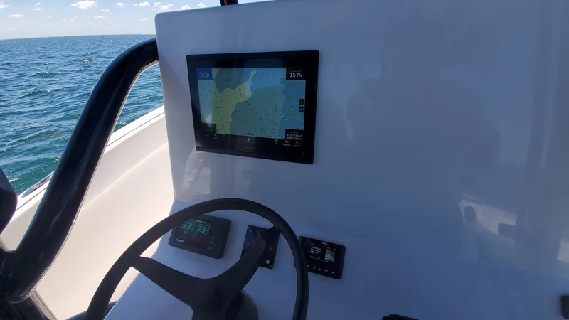 Slide: The Image of CG Boat Works 35 M-Series 2022 - 320