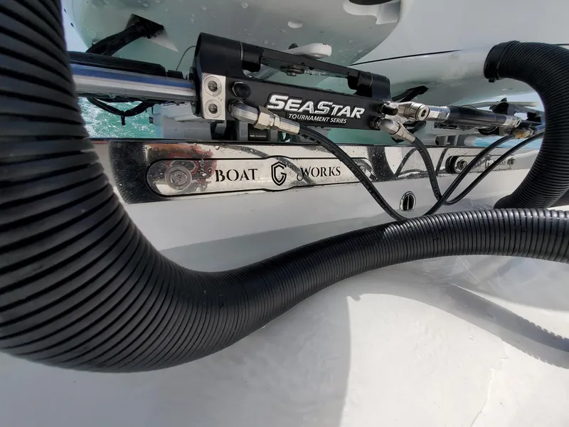 Slide: The Image of CG Boat Works 35 M-Series 2022 - 413