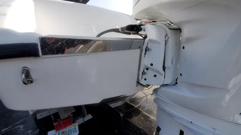 Slide: The Image of CG Boat Works 35 M-Series 2022 - 444