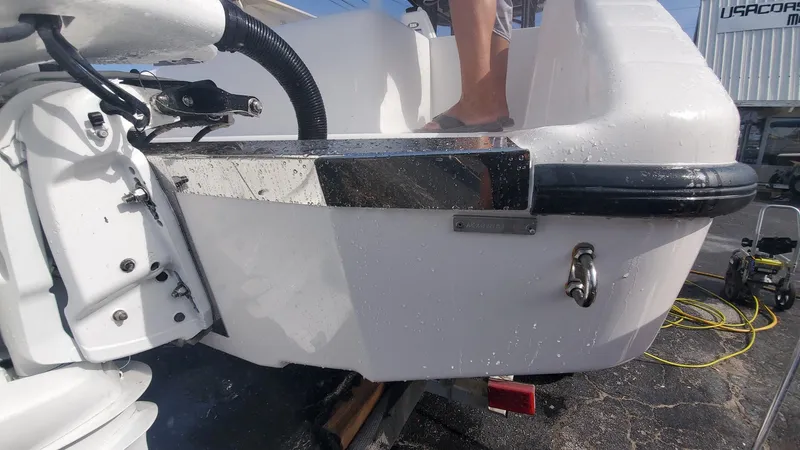 Slide: The Image of CG Boat Works 35 M-Series 2022 - 446