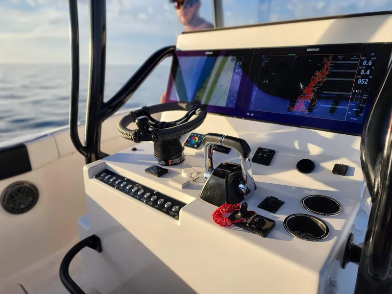 Slide: The Image of CG Boat Works 35 M-Series 2022 - 518