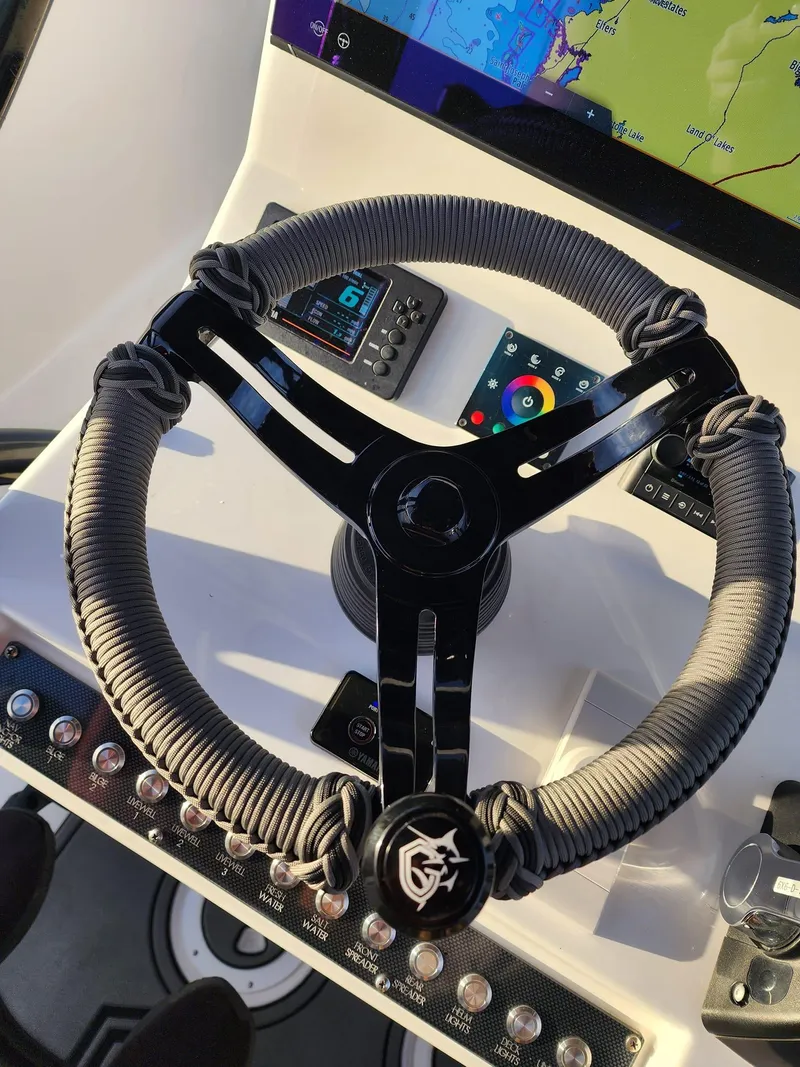 Slide: The Image of CG Boat Works 35 M-Series 2022 - 523