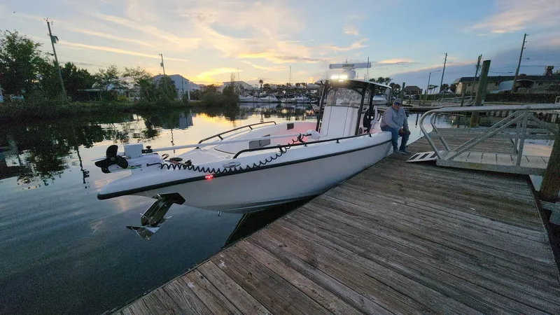 Slide: The Image of CG Boat Works 35 M-Series 2022 - 530