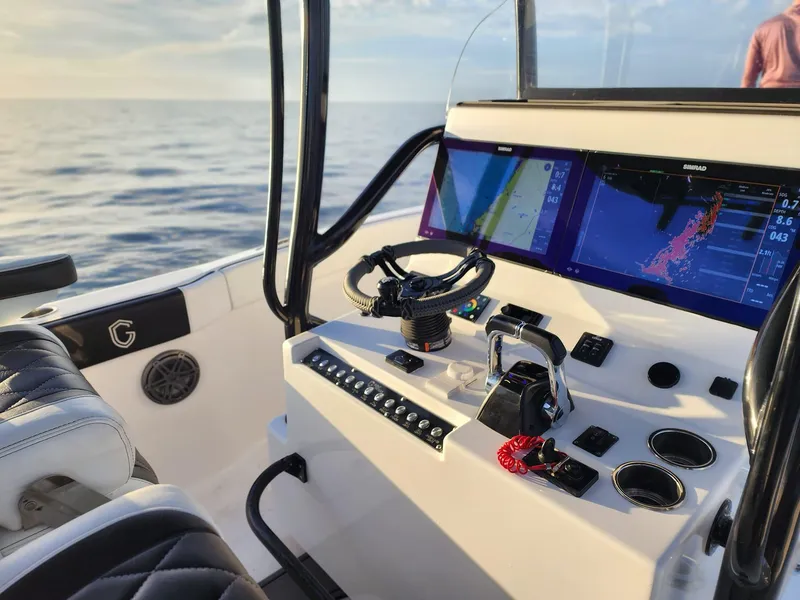 Slide: The Image of CG Boat Works 35 M-Series 2022 - 542