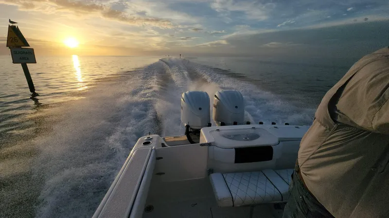 Slide: The Image of CG Boat Works 35 M-Series 2022 - 551