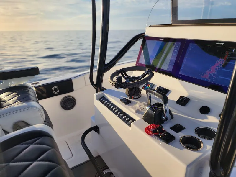 Slide: The Image of CG Boat Works 35 M-Series 2022 - 556