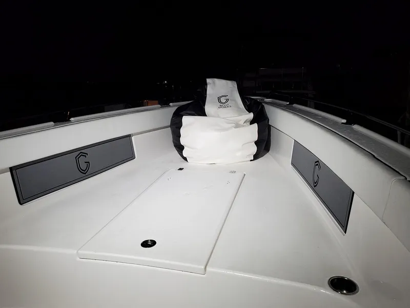 Slide: The Image of CG Boat Works 35 M-Series 2022 - 61