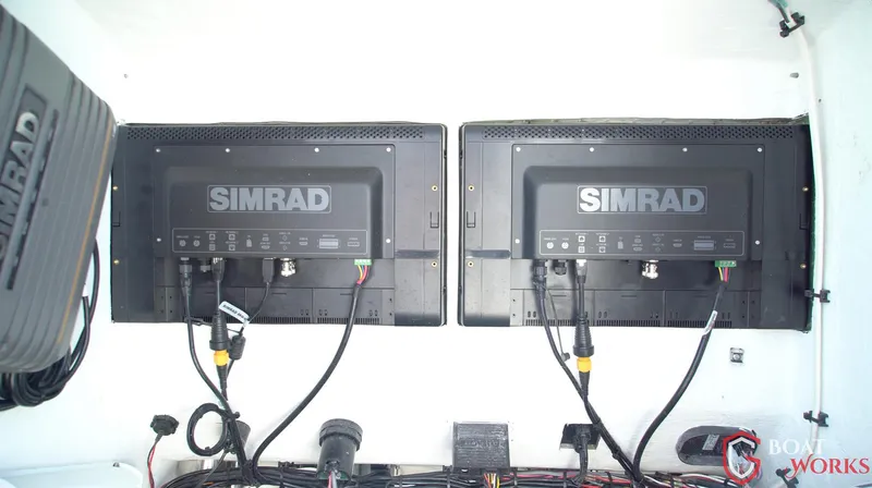 Slide: The Image of CG Boat Works 35 M-Series 2022 - 631