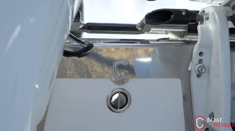 Slide: The Image of CG Boat Works 35 M-Series 2022 - 635