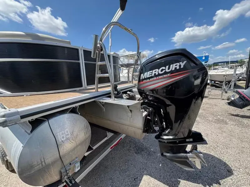 Slide: The Image of 2019 Cypress Cay Sea Breeze 212 pontoon boat with Mercury outboard motor. - 3