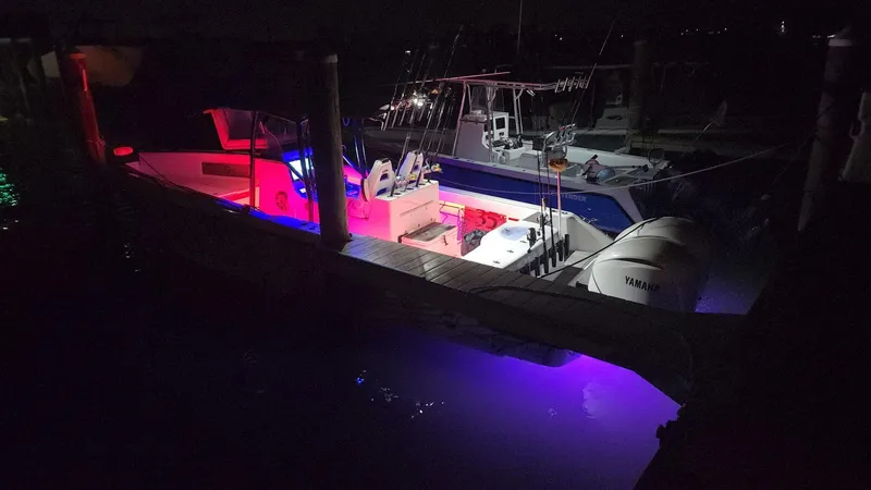 Slide: The Image of CG Boat Works 35 M-Series 2022 - 104