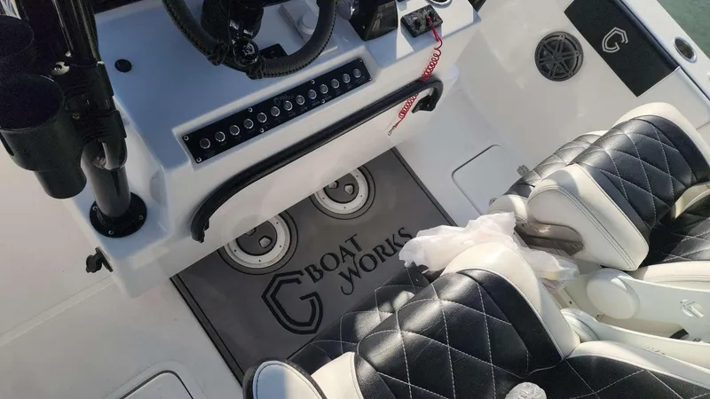 Slide: The Image of CG Boat Works 35 M-Series 2022 - 142