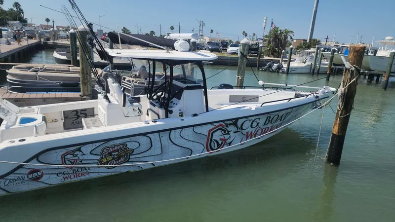 Slide: The Image of CG Boat Works 35 M-Series 2022 - 161