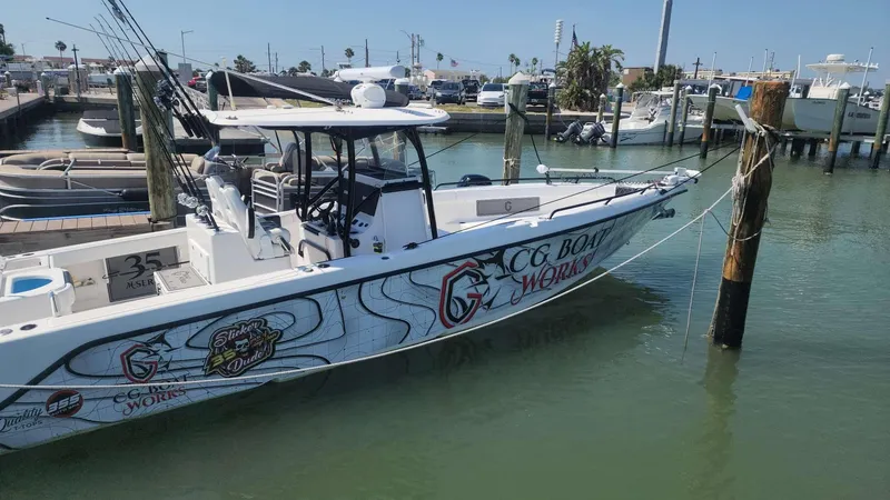 Slide: The Image of CG Boat Works 35 M-Series 2022 - 171