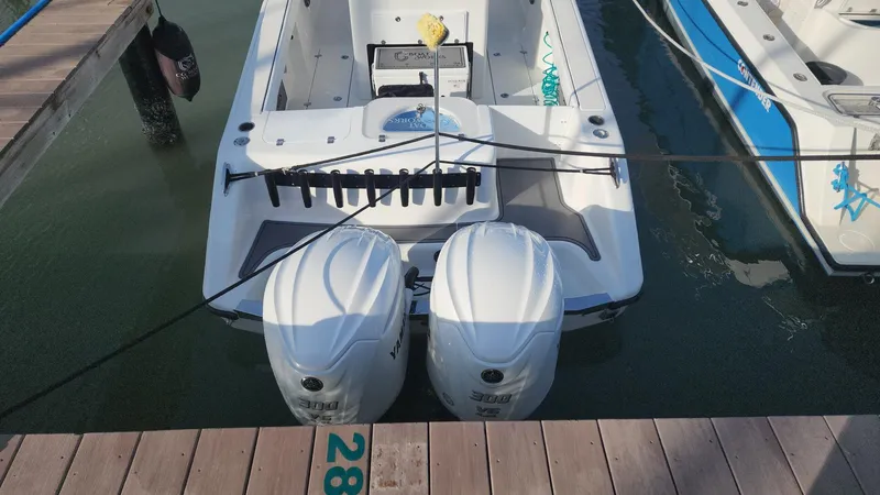 Slide: The Image of CG Boat Works 35 M-Series 2022 - 71