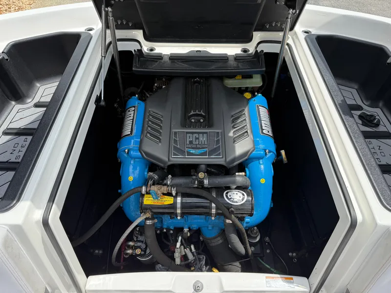 Slide: The Image of Nautique 210 Super Air Nautique 2018 - 14