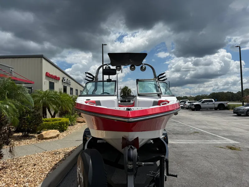 Slide: The Image of Nautique 210 Super Air Nautique 2018 - 3