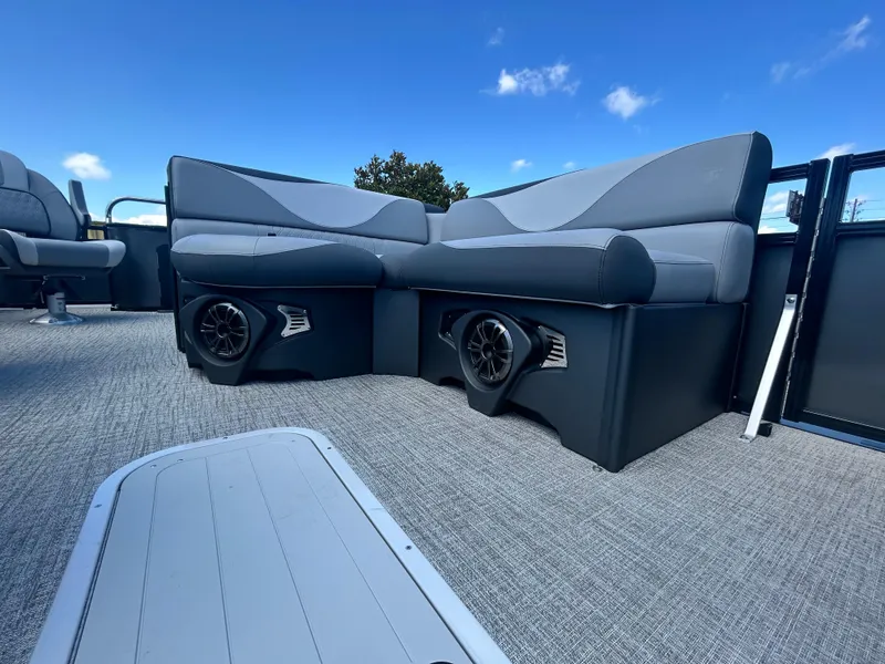 Slide: The Image of Tahoe SPT85 RF23T 2025 - 10