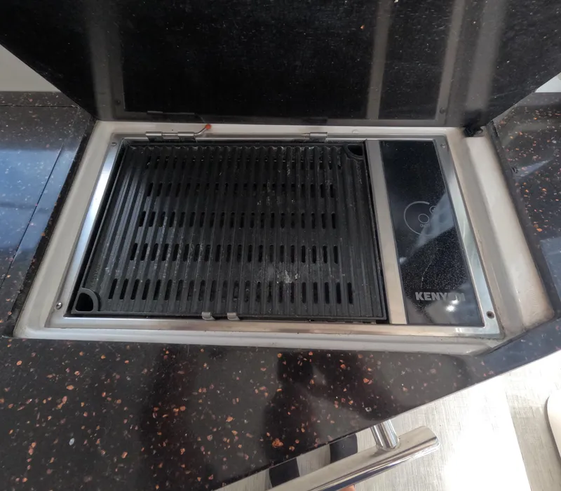 Slide: The Image of Regal 35 Sport Coupe 2015 - 86