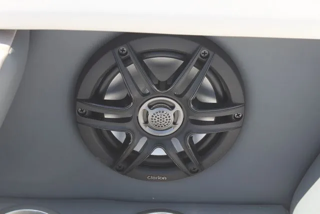 Slide: The Image of Hurricane FunDeck 2260 REF 2025 - 20